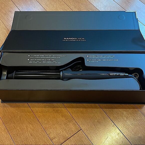 NWT Kristin Ess NanoBlack Curling Iron (1.25”) in its gorgeous box - Picture 3 of 16